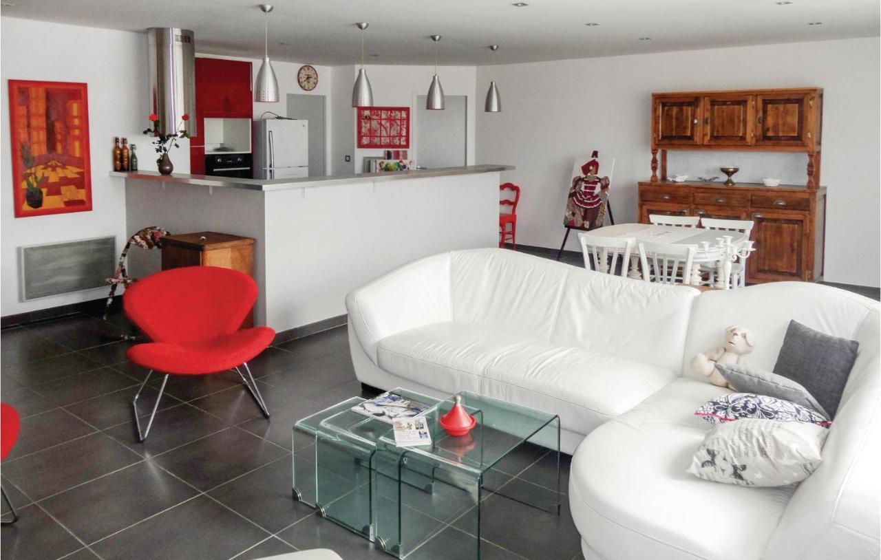 Awesome Apartment In Sauvian With Wifi 外观 照片
