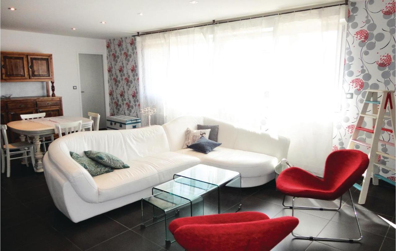 Awesome Apartment In Sauvian With Wifi 外观 照片